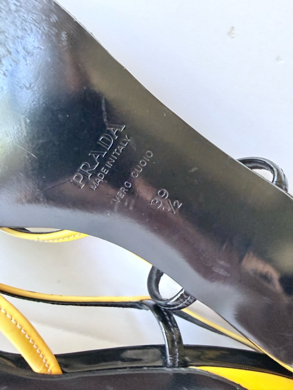 Vintage Prada Black & Yellow Patent Leather Strappy Slingback Sandal Heels 39.5 - Picture 15 of 16